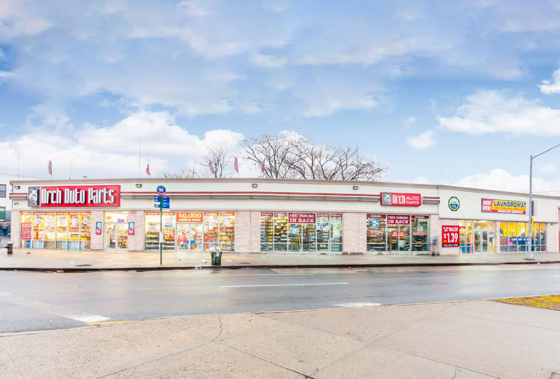 168 04 liberty av qns web aw main photo 1